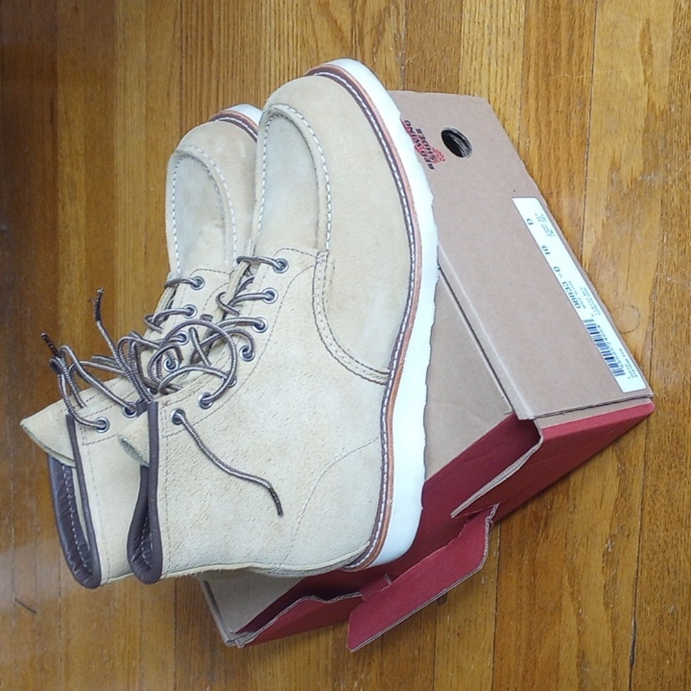 Red Wing Boots 8833 Hawthorne Suede Crepe  Sole Moctoe Men's  10 D